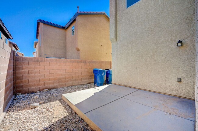 Building Photo - Coming Late November 2025 - Beautiful Hous...