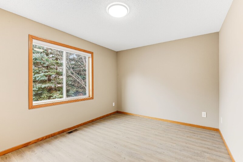 Building Photo - 1109 Larch St