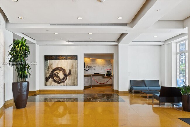 Building Photo - 801 Brickell Key Blvd