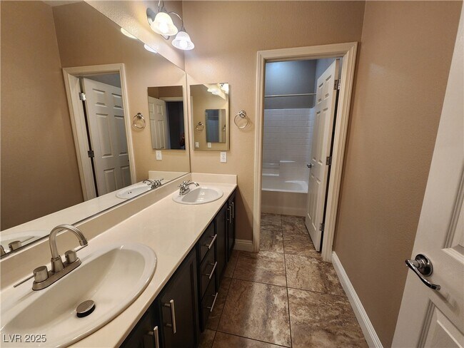 Building Photo - 7426 Matilda St