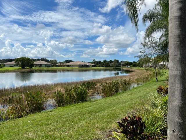 Building Photo - Elegant Lake View Condo in Bella Terra – S...