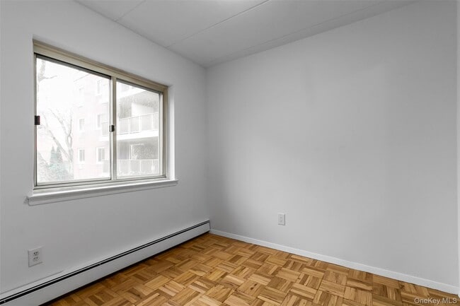 Building Photo - 372 Central Park Ave