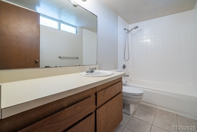 Building Photo - 1bd/1ba/1pkg Condominium in Koolau Vista |...