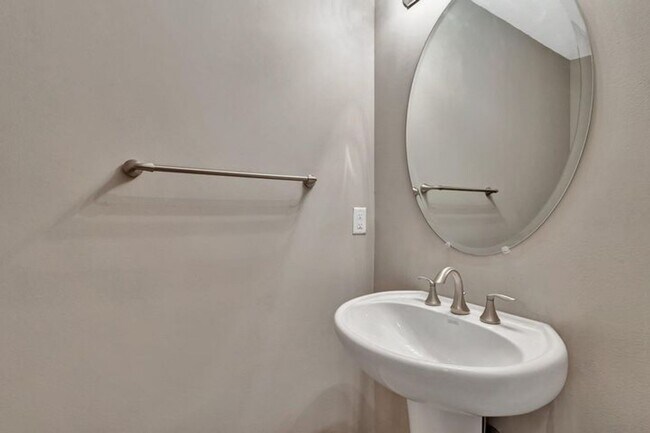 Building Photo - 5830 Monterra Club Dr