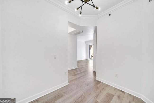 Building Photo - 3445 N Stratford Rd NE