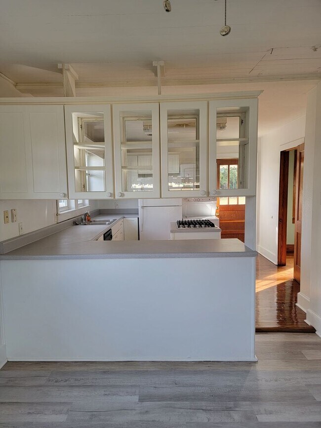 Building Photo - A LOT TO SEE! CALL US FOR A SHOWING!