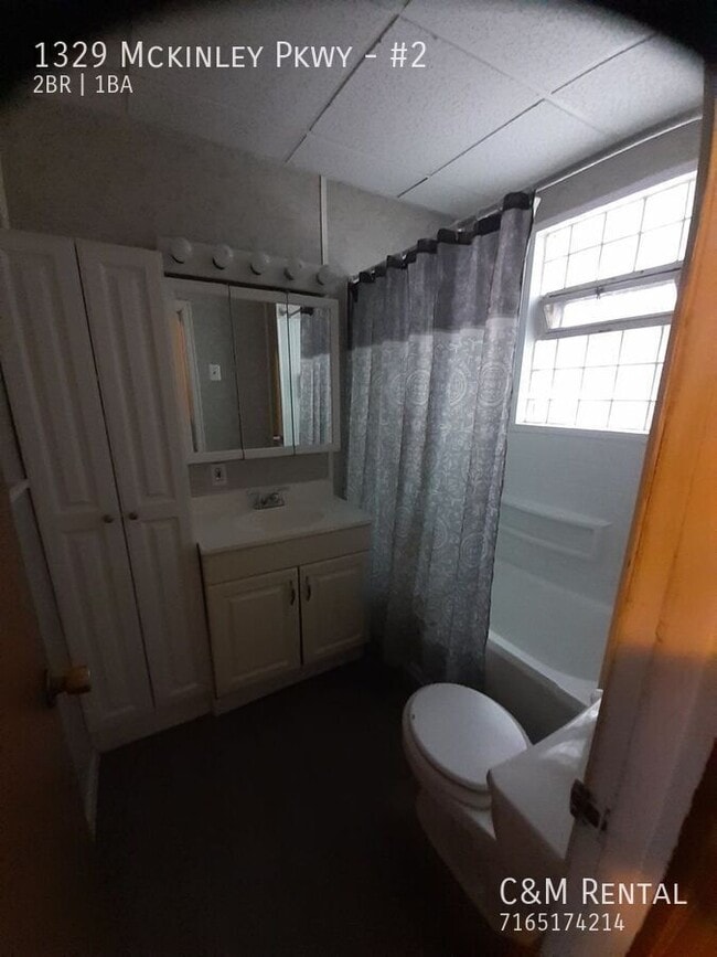 Building Photo - 1329 McKinley Pkwy