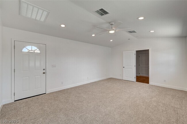 Building Photo - 1580 Quarter Horse Dr
