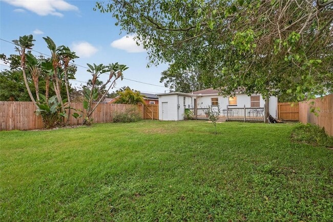 Building Photo - 5617 19th Ave S