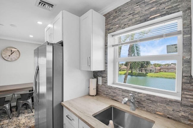 Building Photo - 388 Tuscany Ln