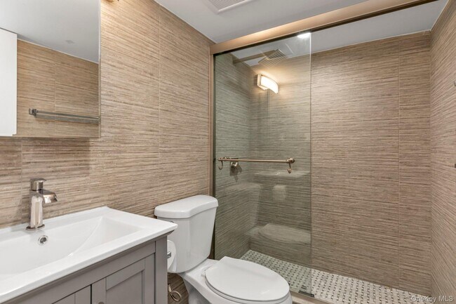 Building Photo - 83-34 116th St