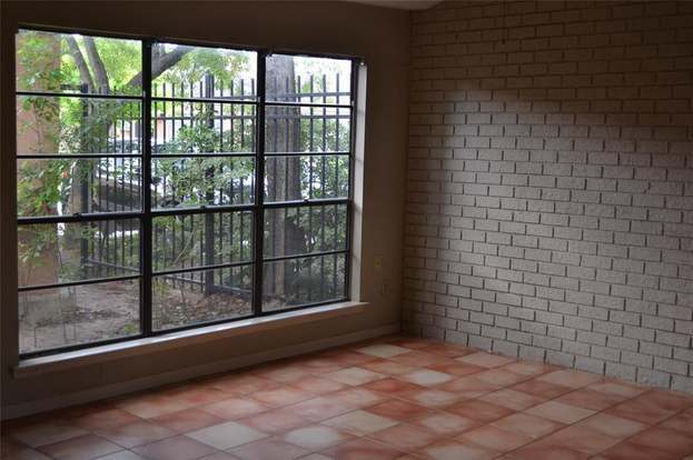 Building Photo - 2471 Briarwest Blvd