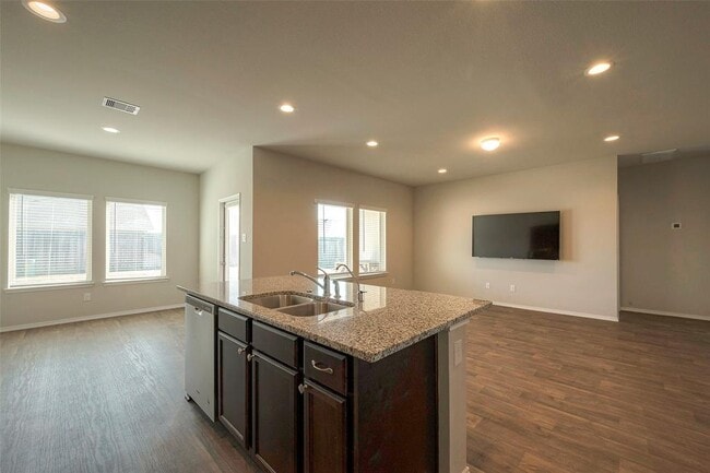 Building Photo - 2318 Georgina Falls Dr