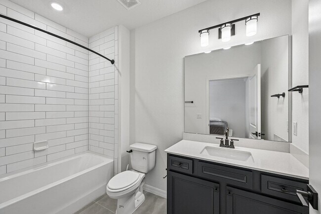 Building Photo - 191 Pinzon Pl