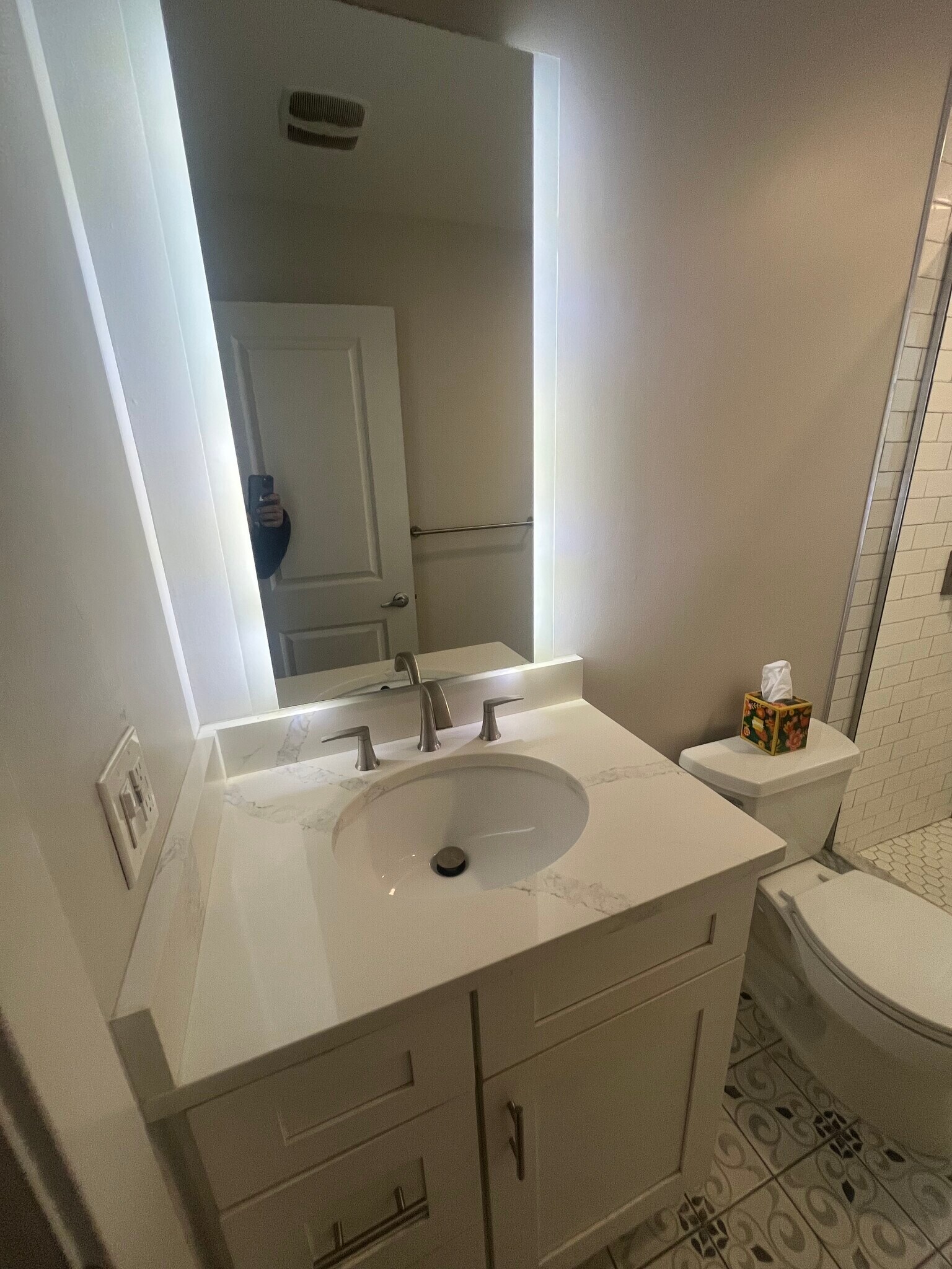 Building Photo - 1709 E 14 Mile Rd