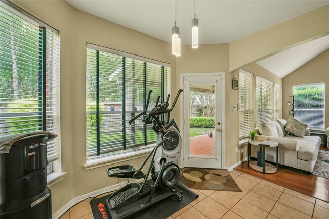 Building Photo - 22554 Bristolwood Ct