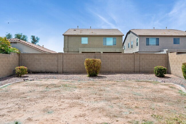 Building Photo - 2711 W Jasper Butte Dr