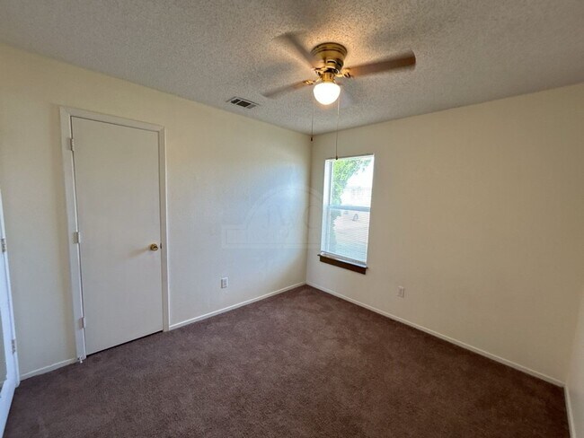 Building Photo - 4406 Secretariat Dr