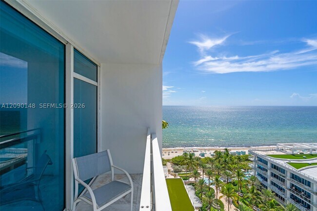 Building Photo - 6801 Collins Ave