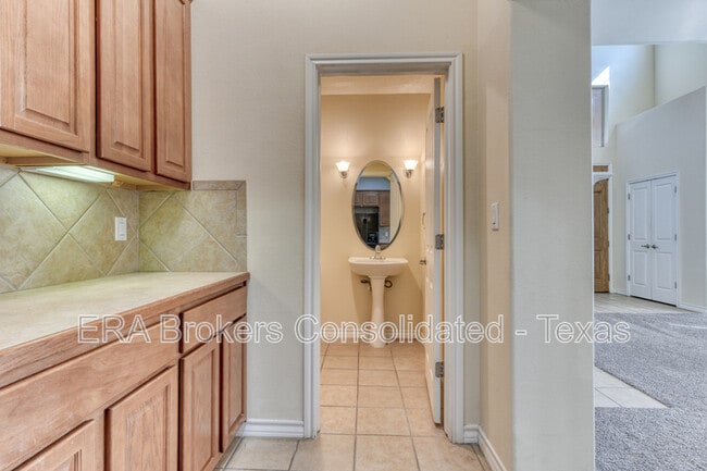 Building Photo - 22209 Sausalito Ct