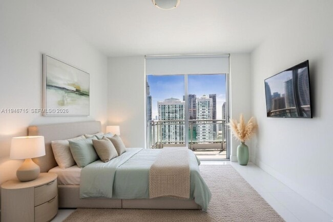 Building Photo - 92 SW 3rd St