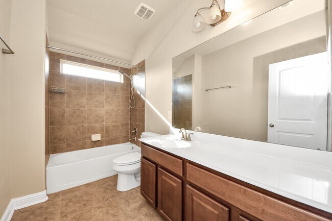 Building Photo - 20707 Reston Run Ln