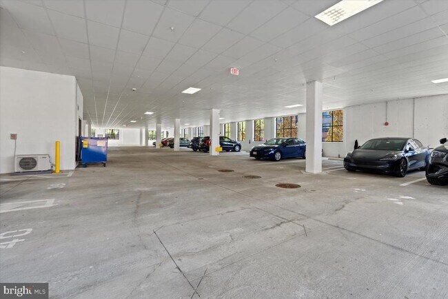 Building Photo - 106 St Ives Pl