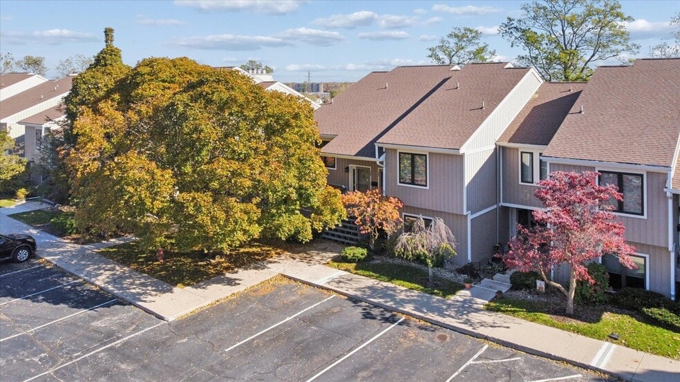 Building Photo - 205 Wayne St