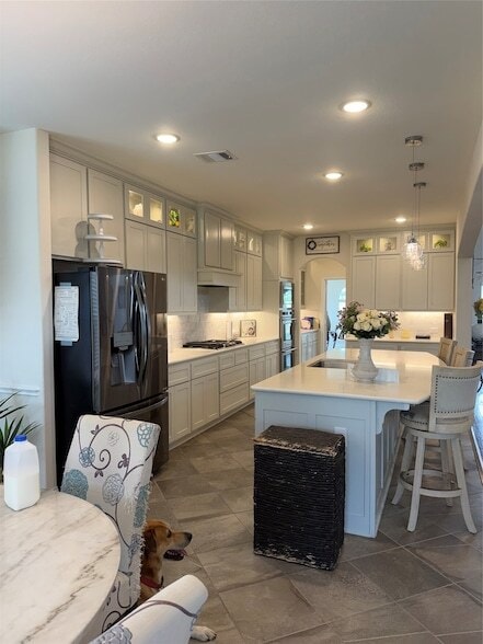 Building Photo - 9840 El Colina Dr