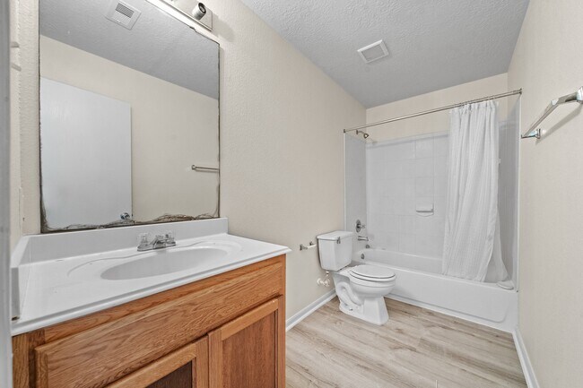 Building Photo - 20719 Fair Castle Dr