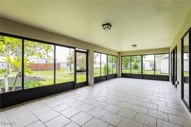 Building Photo - 850 Forest Hill Ln NW