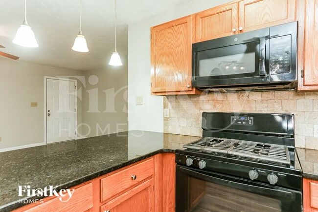 Building Photo - 45 Water Way Trail