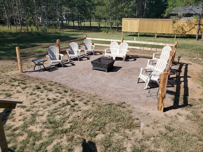 wood burning Fire pit - 1314 Bogey Trl