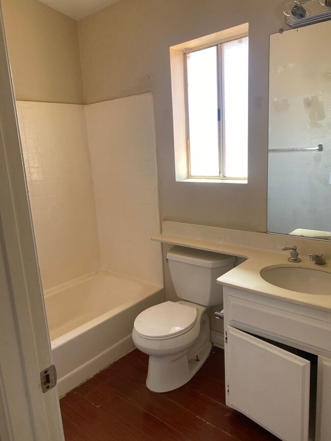 Building Photo - Spacious 3-Bed, 2.5-Bath Home – Limited-Ti...