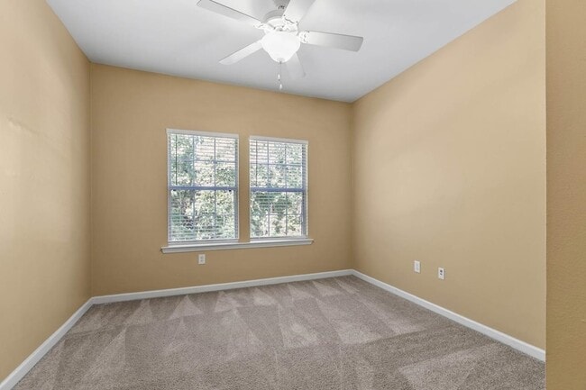 Building Photo - 1325 Stone Rd