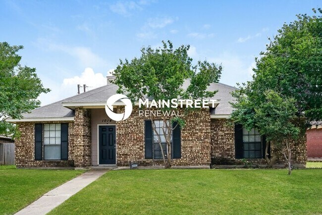 Primary Photo - 3 Bedroom Pet-Friendly Home in Lancaster, ...