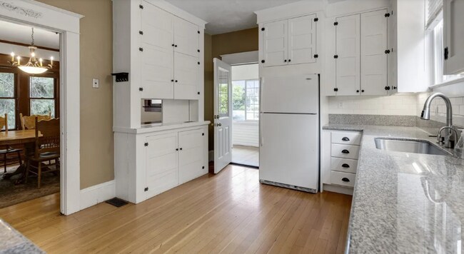 Building Photo - Rare Home Near OSU Campus!