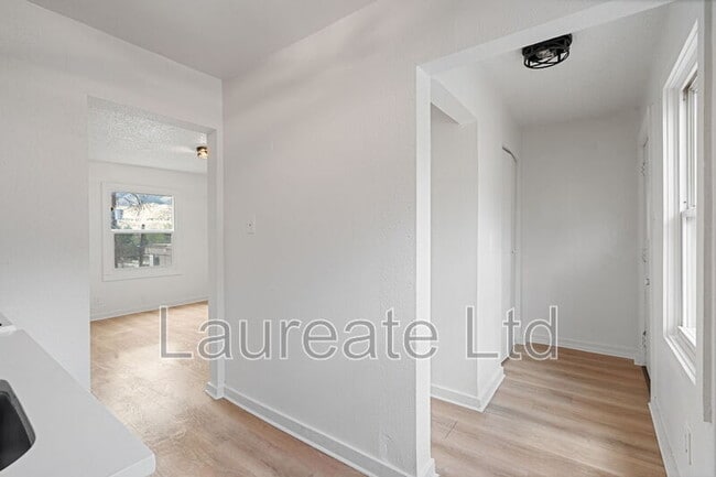 Building Photo - 2631 W Pikes Peak Ave