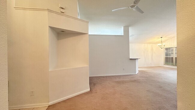 Building Photo - 1709 Pine Bay Dr