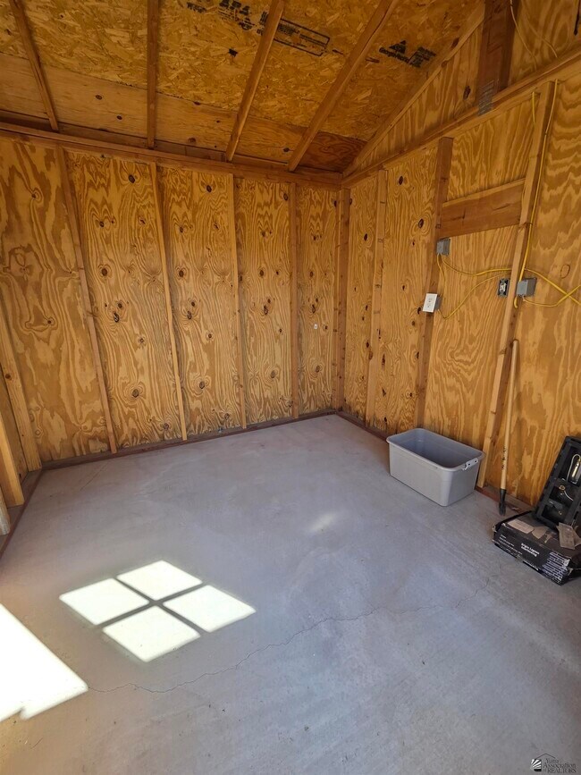 Building Photo - 3874 Santa Sophia St