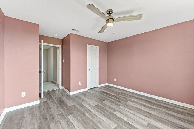 Building Photo - 9807 Opal Rock Dr