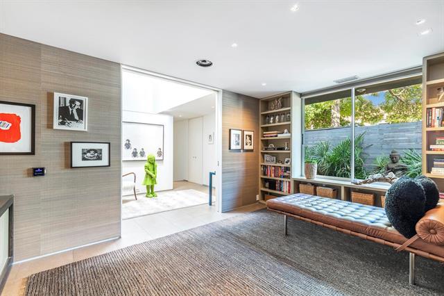 Building Photo - 2845 Lee St