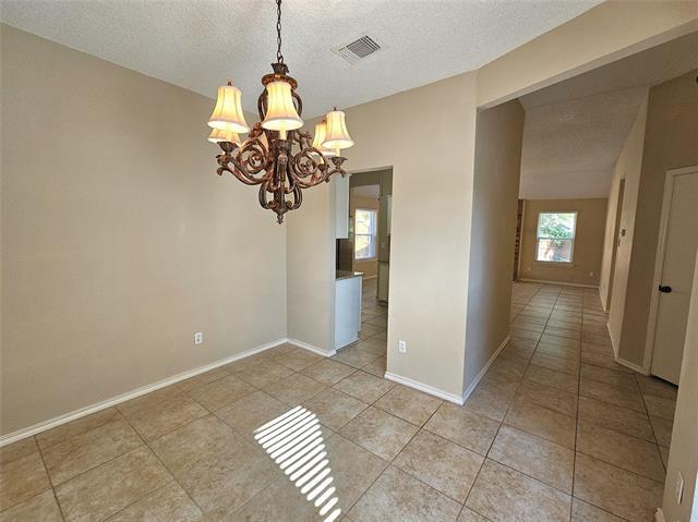 Building Photo - 2705 Francisco Dr