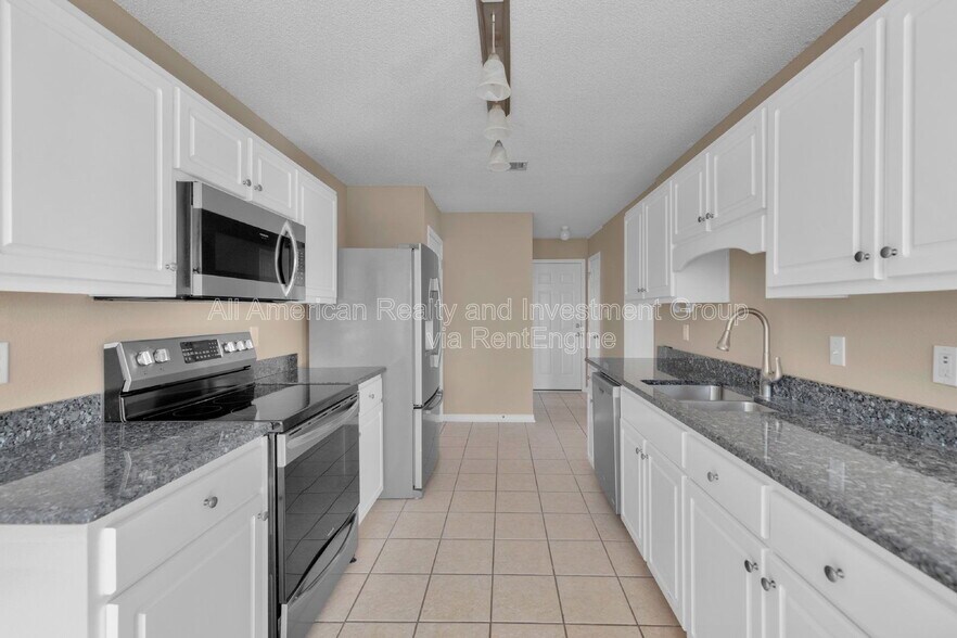 Building Photo - 722 Marsh Harbor Dr