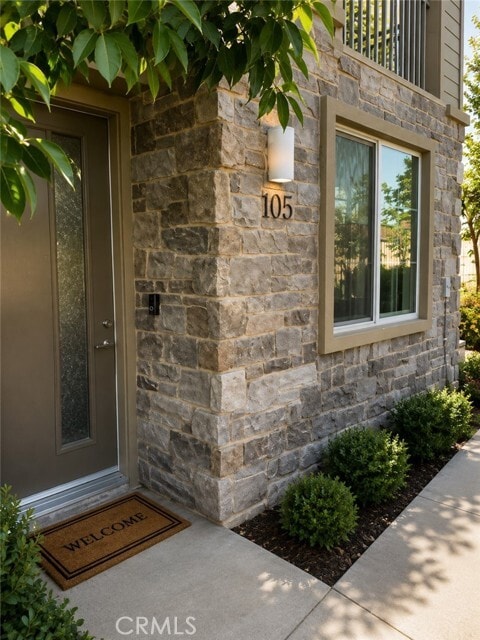Building Photo - 1017 Savi Dr