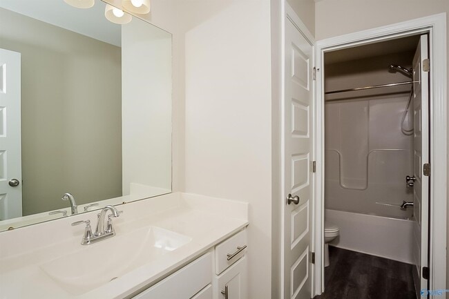 Building Photo - 117 Holly Fern Dr.