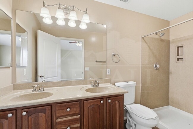 Building Photo - 2339 W Dillon Rd