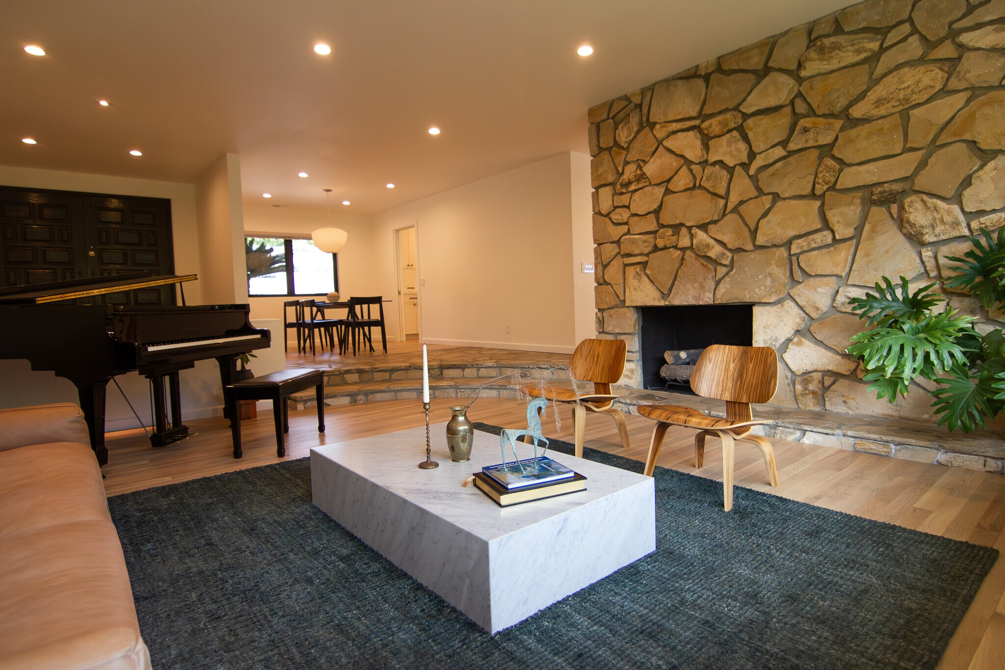 Building Photo - 1310 J Lee Cir