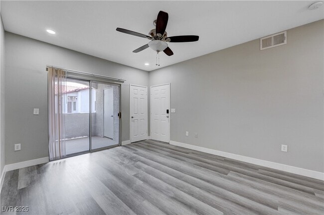 Building Photo - 2615 W Gary Ave