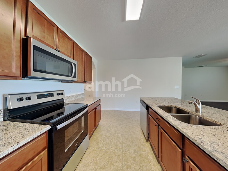 Building Photo - 3428 San Moise Pl
